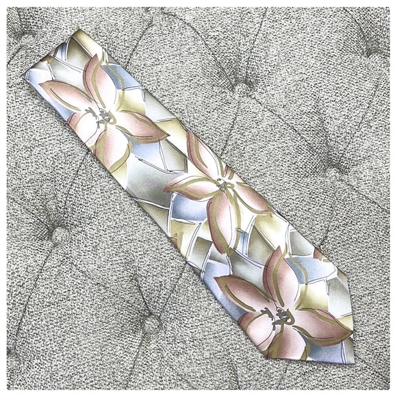 💕Absolutely Stunning Floral Jerry Garcia Mens Silk Necktie💕 - Picture 2 of 13